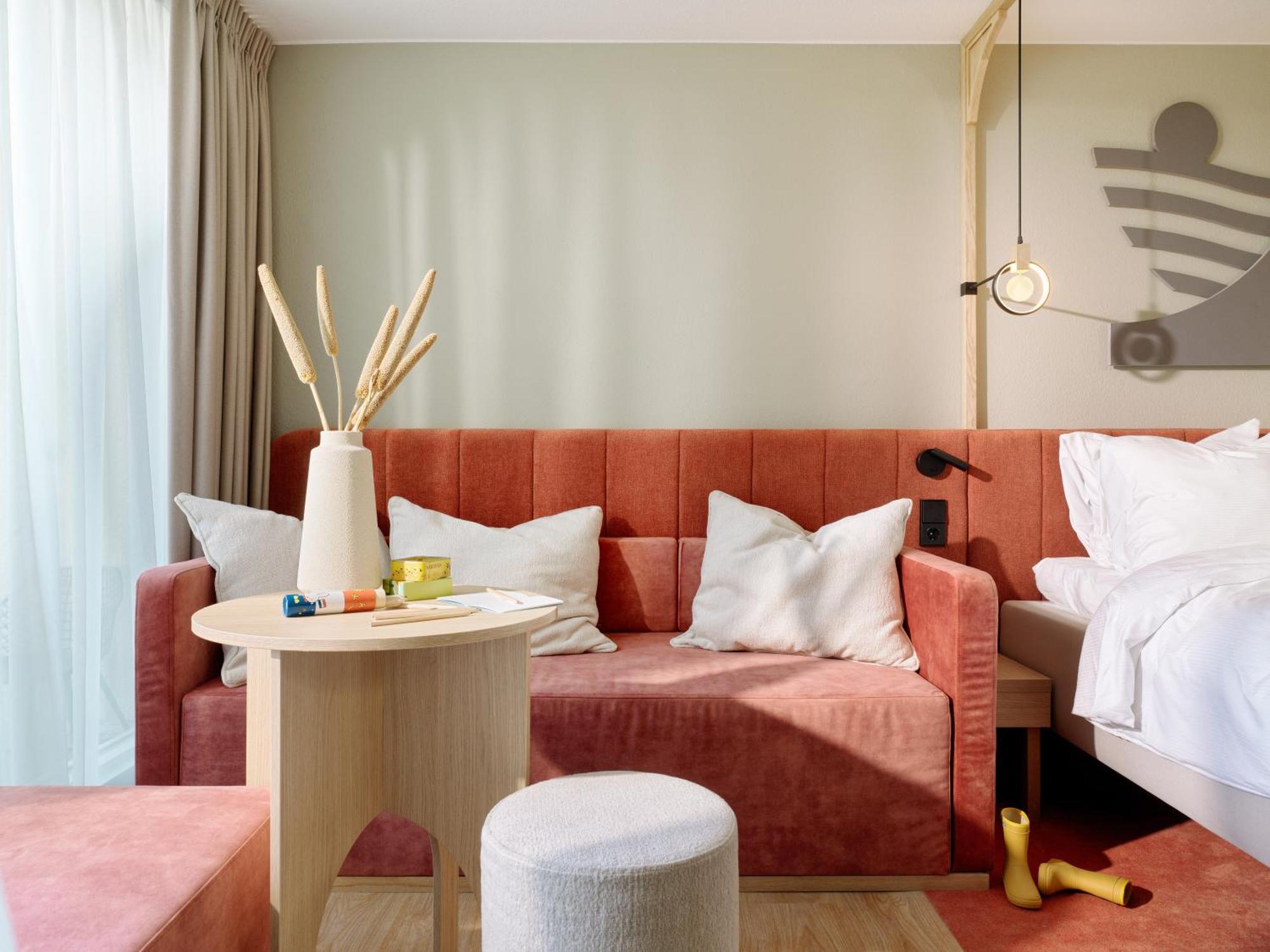 Carlton Hotel 4*